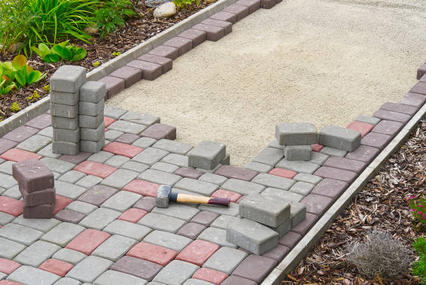 Best Driveway Paving Contractor  in Hialeah Gardens, FL